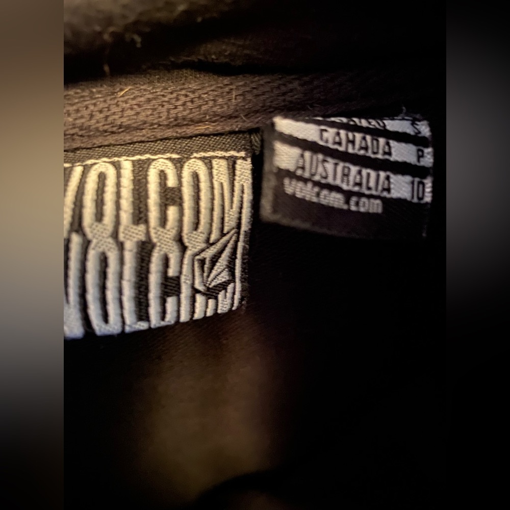 Volcom Jacket/Zip Up - Picture 2 of 7